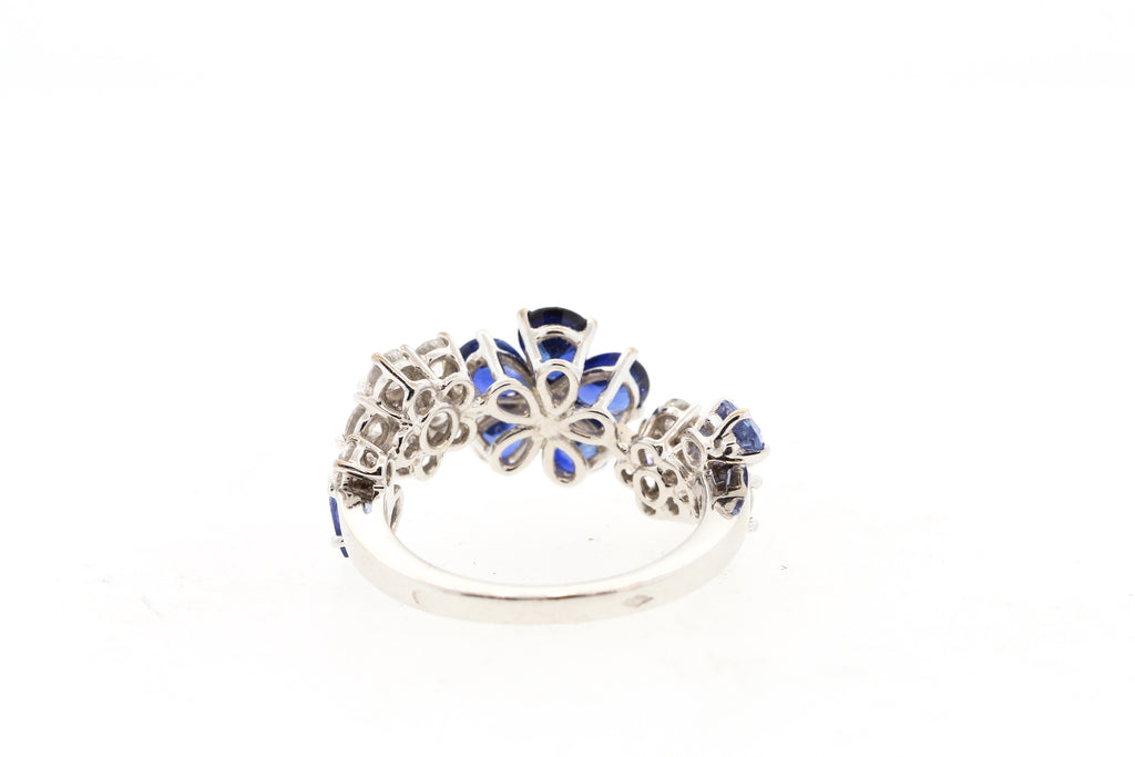 Modern Van Cleef & Arpels Sapphire Diamond Folie Des Pres Collection Ring