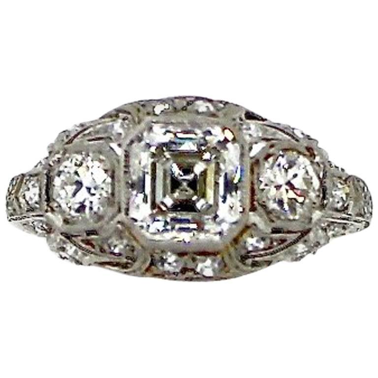 Antique Art Deco 1.30 Carat GIA G Color Square Cut Diamond Platinum Ring